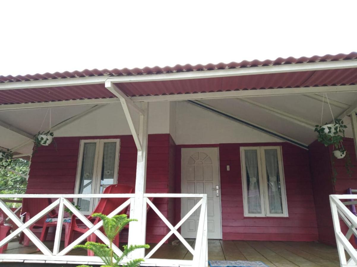 Lasikin Pondok Oma מראה חיצוני תמונה